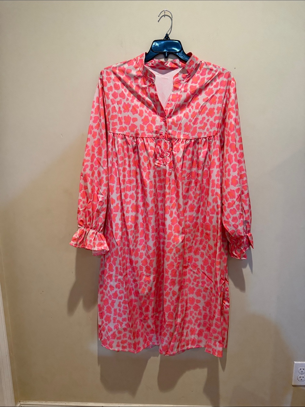 Source Unknown Coral Pink Animal-Print Long Sleeve Dress